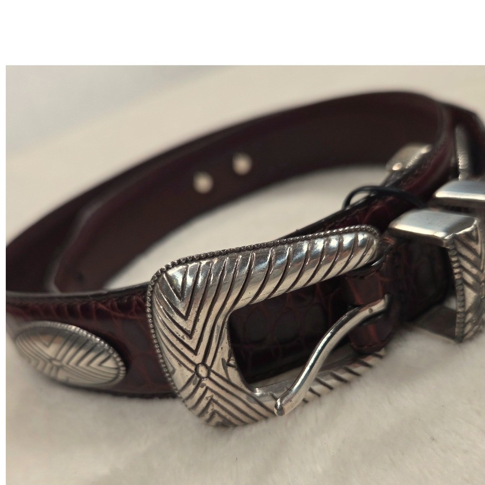 Round tree & Yorke Western Belt Women Brown Croc Emboss Silver Engraved Conchos
